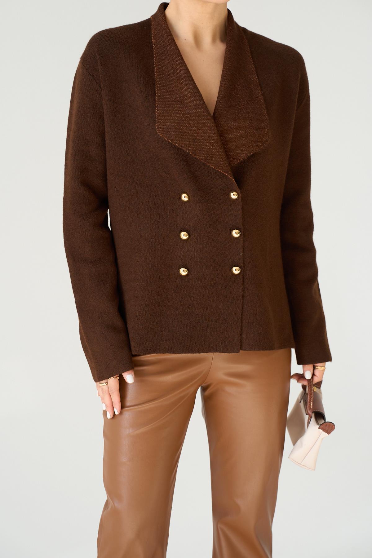 6-dugmeli-triko-hirka-aci-