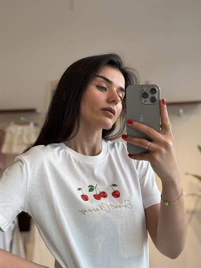 Kiraz Baskılı Tshirt