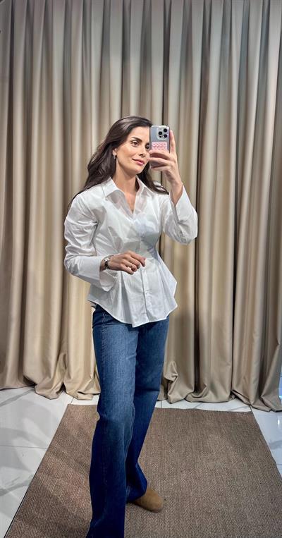 Belden Oturtmalı Beyaz Gömlek