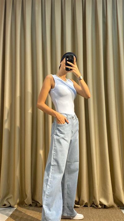 Buz Mavisi Palazzo Jean