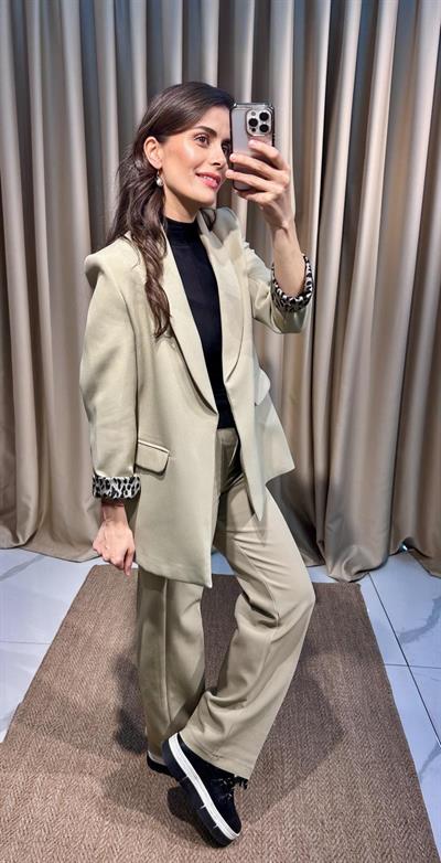 Leopar Astarlı Açık Haki Blazer Ceket