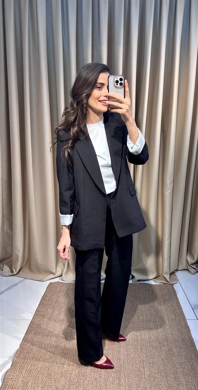 Çizgi Astarlı Siyah Blazer Ceket