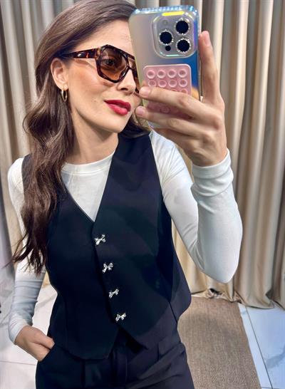 Düğme Detaylı Siyah Yelek Pantolon Takım