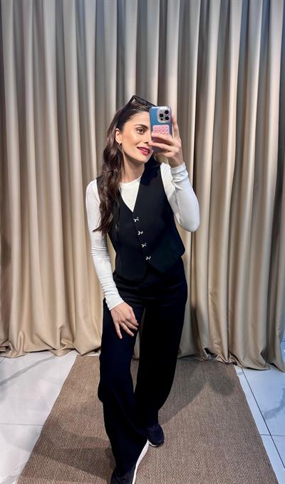 Düğme Detaylı Siyah Yelek Pantolon Takım