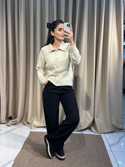 Matilda Taşlı Krem Yün Hırka 