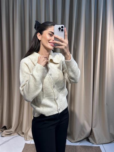 Matilda Taşlı Krem Yün Hırka 