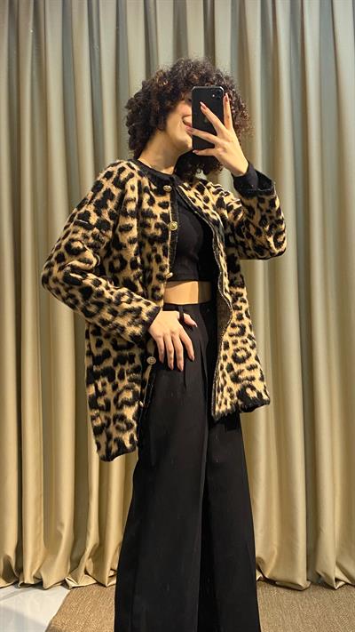 Gold Düğmeli Leopar Desen Hırka 