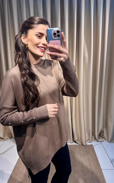 Kol Düğmeli Kahve Kazak