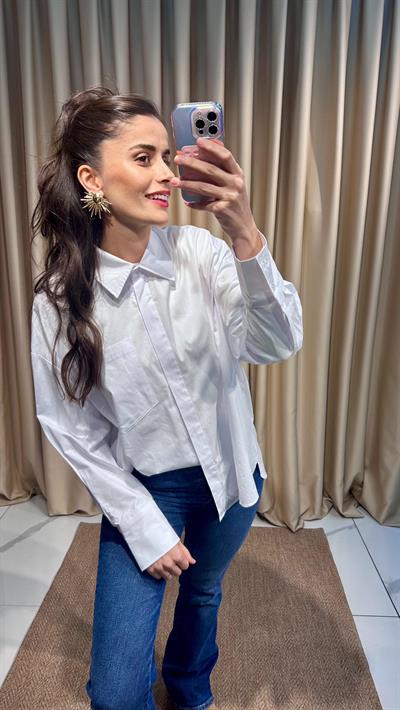 Oversize Beyaz Gömlek