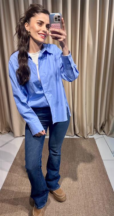 Oversize Mavi Gömlek