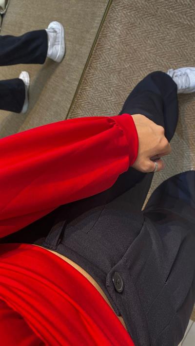 Sandy Kumaş Kırmızı Bluz