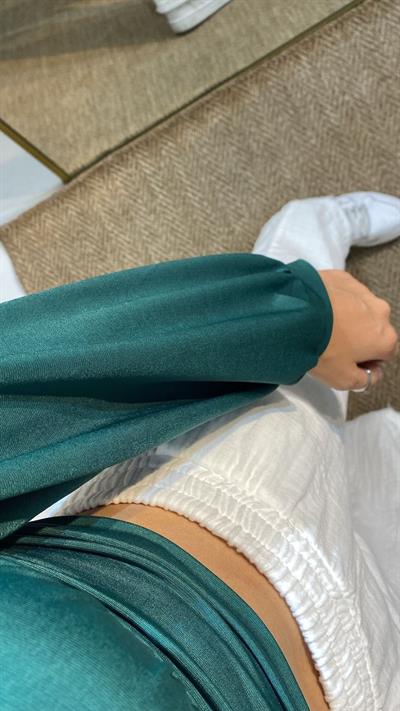 Sandy Kumaş Yeşil Bluz