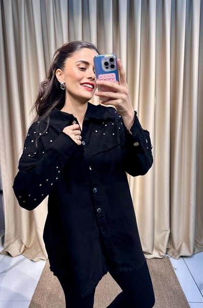 Taş Detaylı Siyah Kot Gömlek