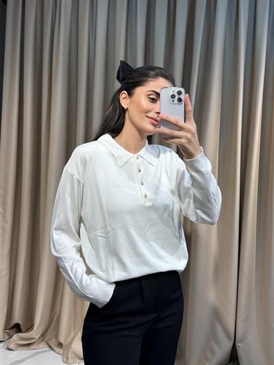Gold Düğmeli Polo Yaka Beyaz Bluz 