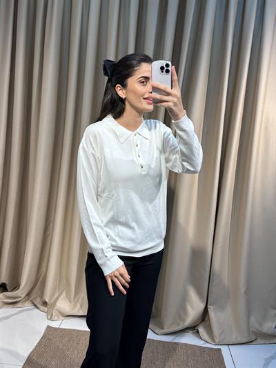 Gold Düğmeli Polo Yaka Beyaz Bluz 