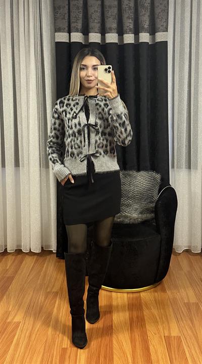 Fiyonk Detay Leopar Desen Gri Hırka
