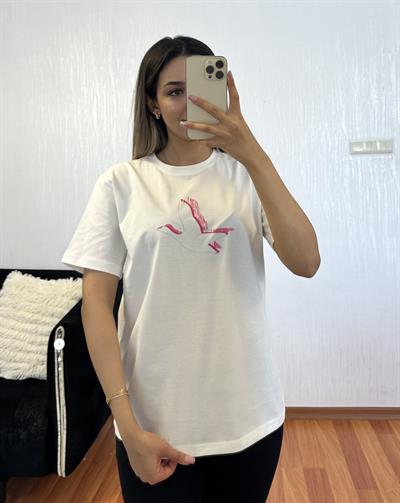 Marka Muadil Pembe Kuş Baskı Kırık Beyaz Tişört