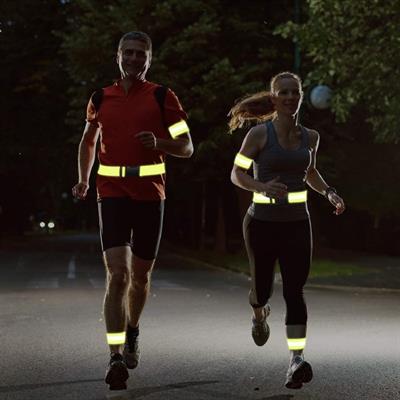 Formteks Reflektörlü Cırtcırtlı Tak Kullan (yeni Yasaya Uygun) kolbandı yeşil