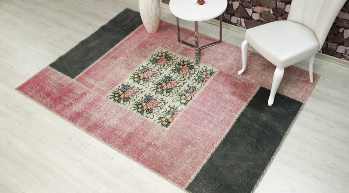 Madalyon Patchwork Antik Anadolu Halısı Flower Window