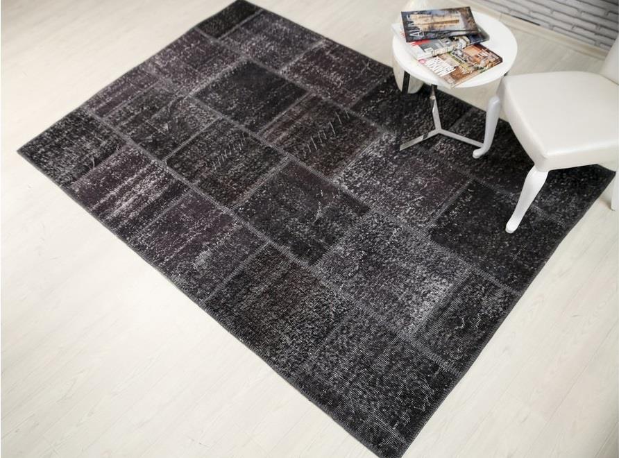 Madalyon Patchwork Antik Anadolu Halısı Black Hole