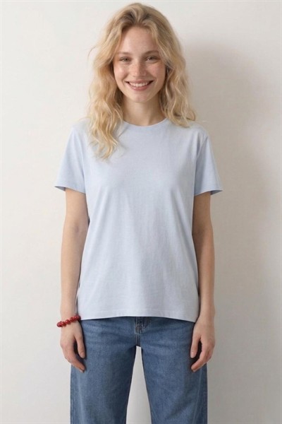 Kadın %100 Organik Pamuklu Comfort Fit Arkası Uzun Basic Örme Mavi T-shirt