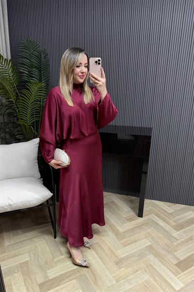 Ahissa Boyundan Bağlamalı Tasarım Saten Elbise Bordo