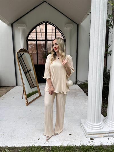 Almila Volanlı Tasarım Pilise Takım Ekru