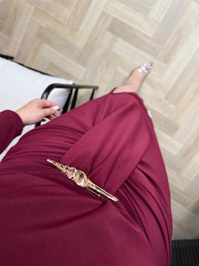 Almira Gold Detaylı Vatkalı Elbise Bordo