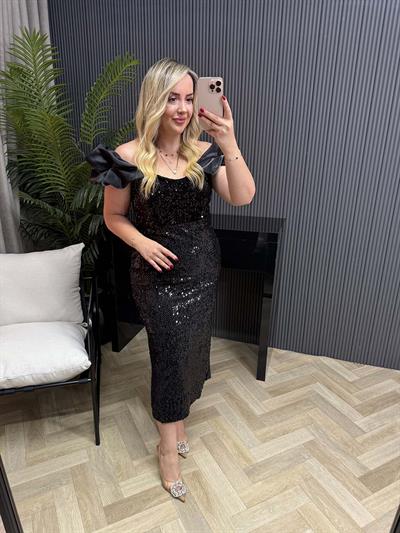 Anya Payet İşlemeli Elbise Siyah