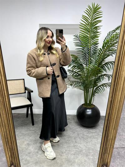 Aplikeli Kürklü Palto Camel