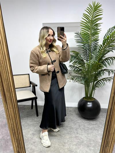 Aplikeli Kürklü Palto Camel