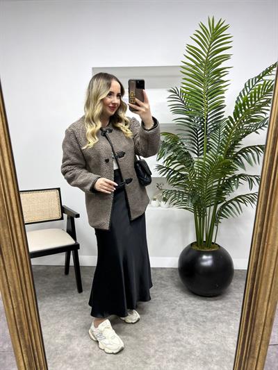 Aplikeli Kürklü Palto Gri