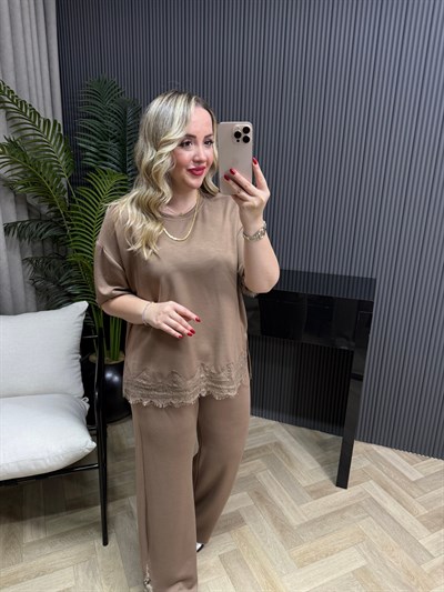 Arin Dantel Detaylı Modal Takım Camel 
