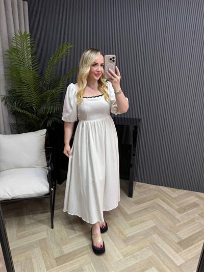 Arkadan Bağlamalı Bel Dekolteli Balon Kol Keten Elbise Beyaz
