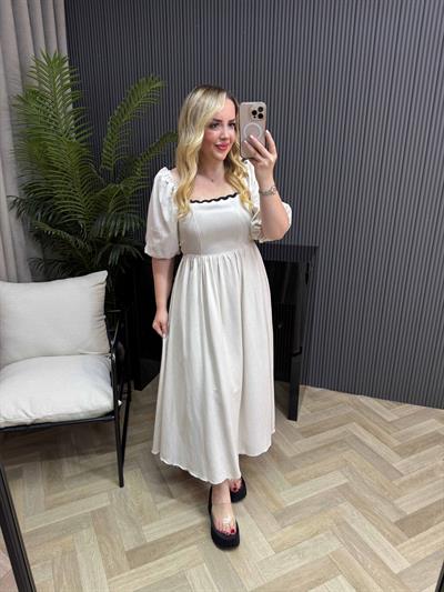 Arkadan Bağlamalı Bel Dekolteli Balon Kol Keten Elbise Beyaz