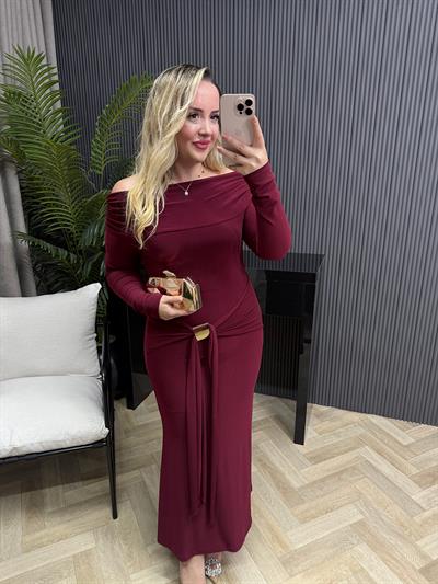 Aura Gold Detaylı Madonna Yaka Elbise Bordo