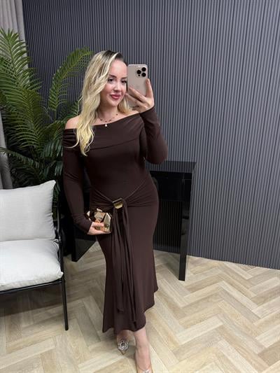 Aura Gold Detaylı Madonna Yaka Elbise Acı Kahve