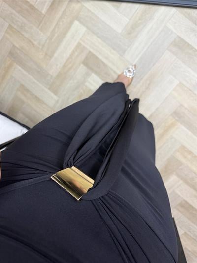 Aura Gold Detaylı Madonna Yaka Elbise Siyah