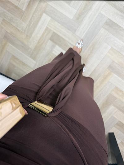 Aura Gold Detaylı Madonna Yaka Elbise Acı Kahve