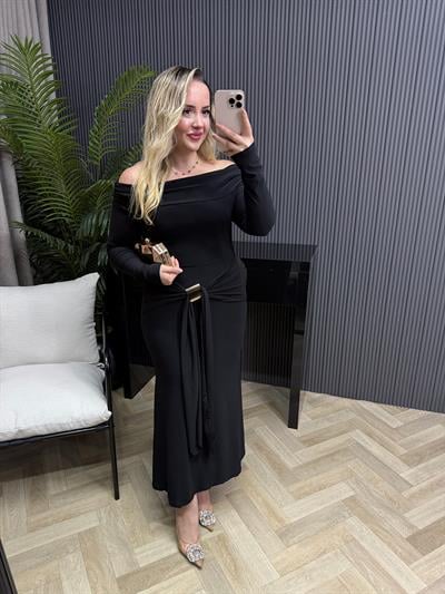 Aura Gold Detaylı Madonna Yaka Elbise Siyah