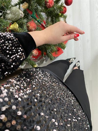 Balıkçı Yaka Payetli Kadife Bluz