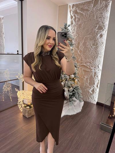 Balıkcı Yaka Taşlı Kruvaze Model Elbise Acı Kahve