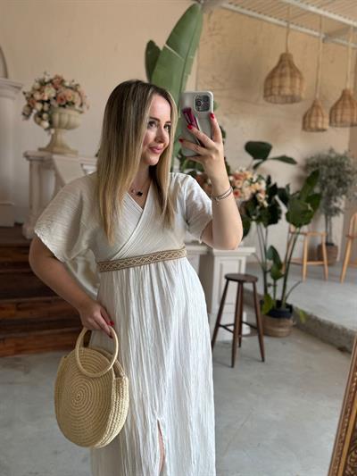 Bel Detaylı Kemerli Bej Keten Elbise