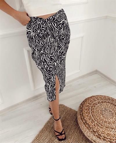 Bel Detaylı Zebra Desen Etek