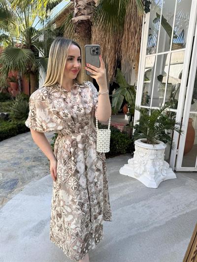 Bel Drapeli Kahve Desenli Keten Elbise
