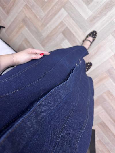 Belden Oturan Koyu Mavi Denim Elbise