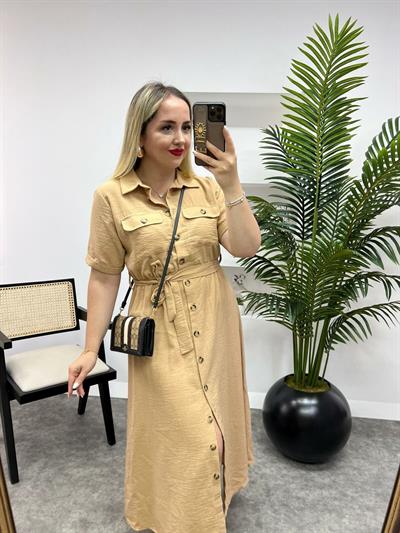 Beli Lastikli Düğmeli Keten Elbise Camel