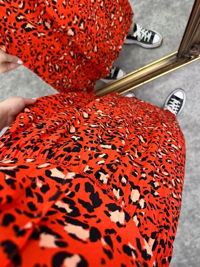 Beli Lastikli Orange Leopar Elbise