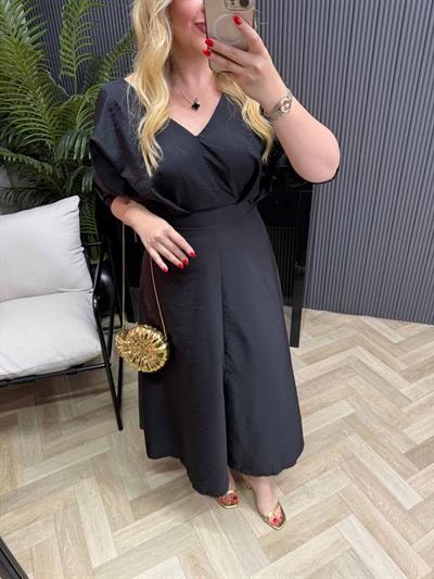 Belina Bel Detaylı Yarasa Kol Tasarım Elbise Siyah