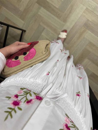 Bella Nakiş İşlemeli Premium İthal Takım Beyaz